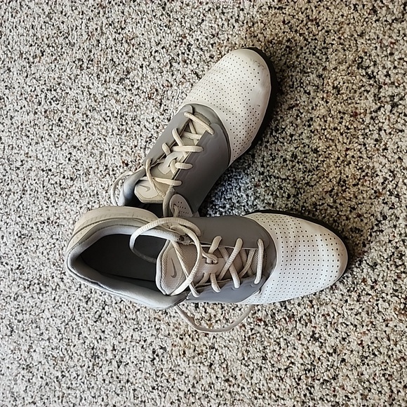 Nike women’s interchangeable grey and white golf shoes size 7 - Picture 1 of 3